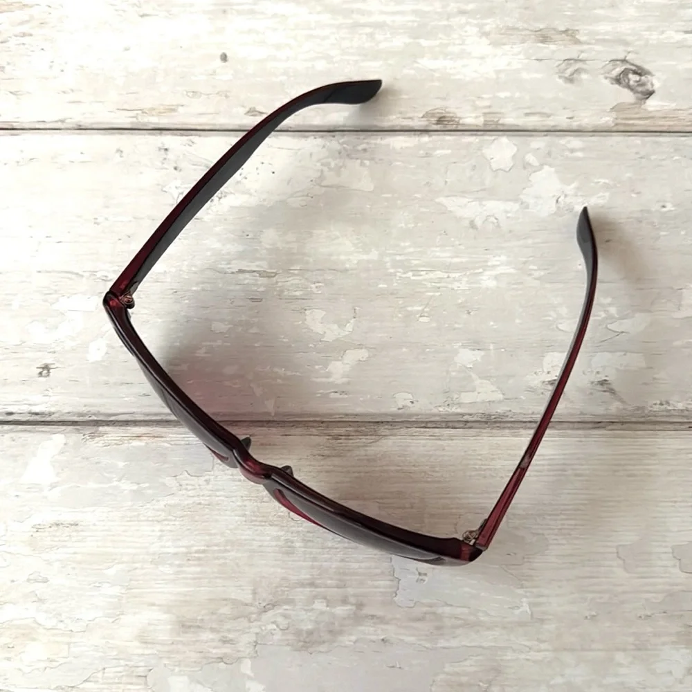 L.E.I. Women’s Maroon Dark Red Kim Purple Sunglasses Lei Brand